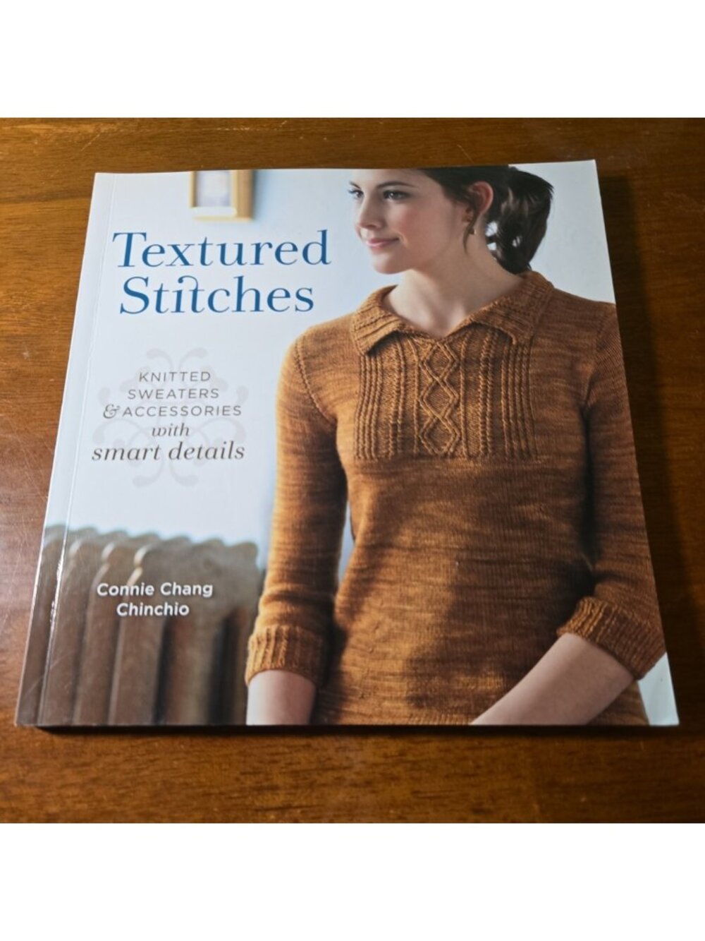 Textured Stitches : Knitted Sweaters & Accessories Smart Details Chinchio